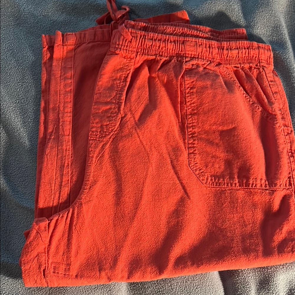 Basic Editions Orange capris